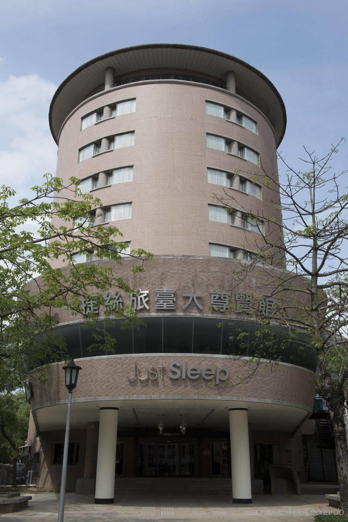 Leader Hotel Taipei Exterior photo